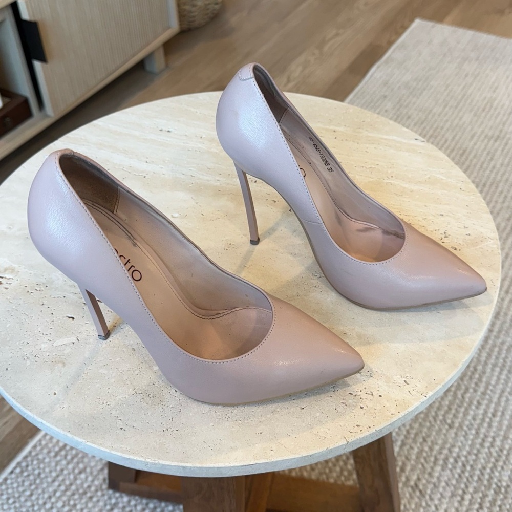 Cream Pointed-Toe Stiletto Heels